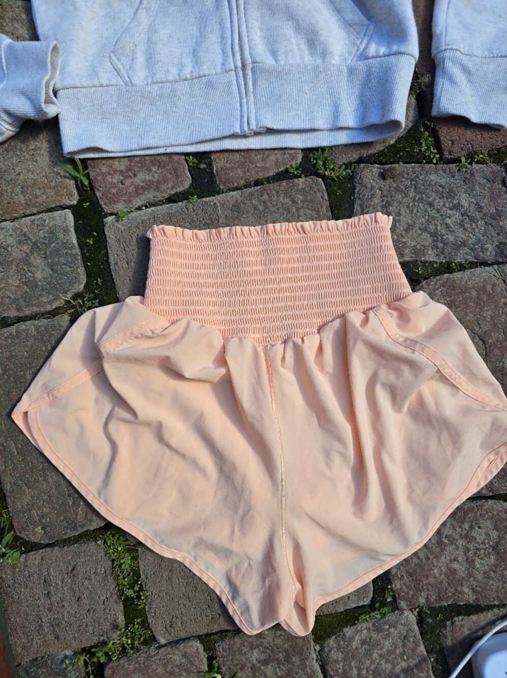 Offline High Waisted Peach Athletic Shorts And Cropped BP Zip Up Set Athletic - Picture 5 of 9
